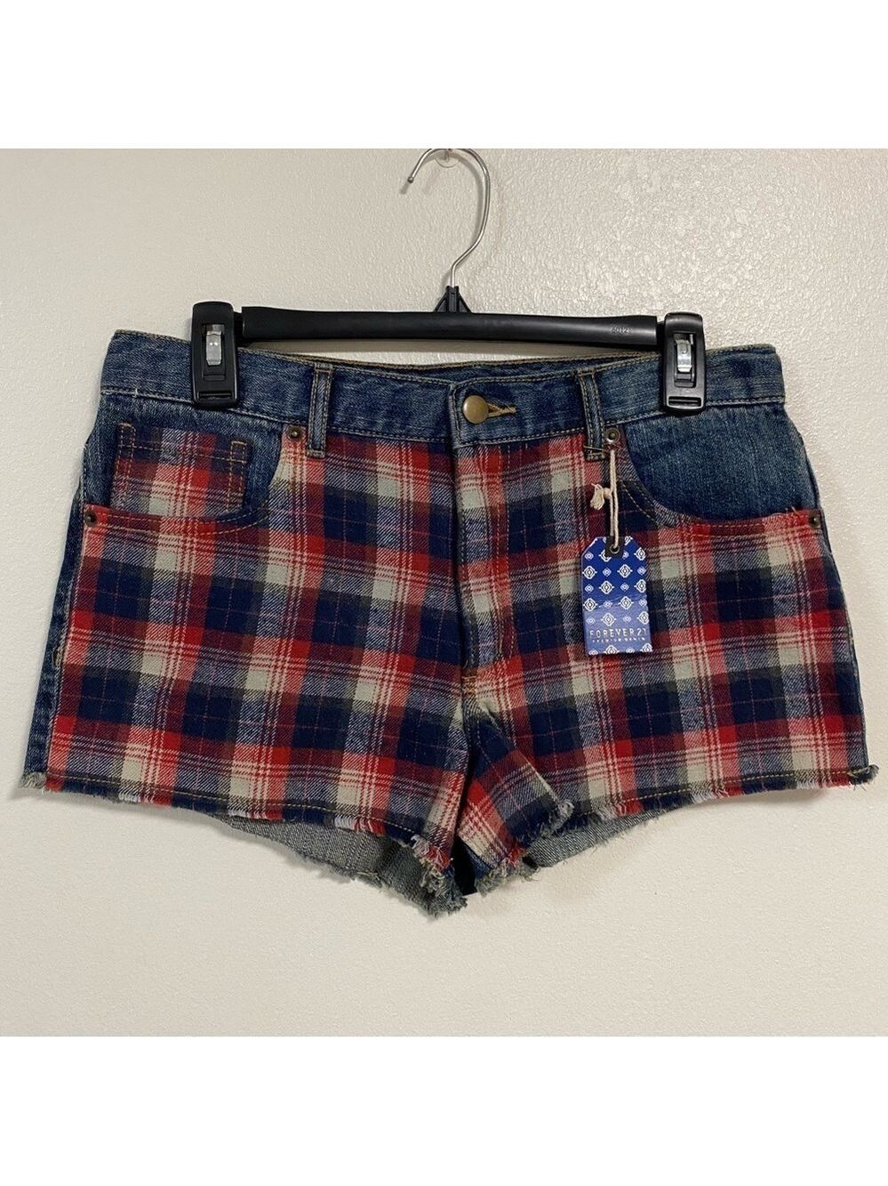 Forever 21 Premium Denim Cut off Shorts Size 29 NWT